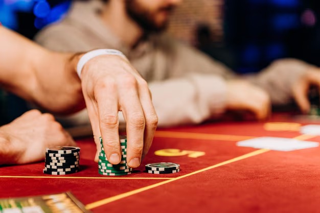 gajah toto platform interface showing football markets and live-dealer tables